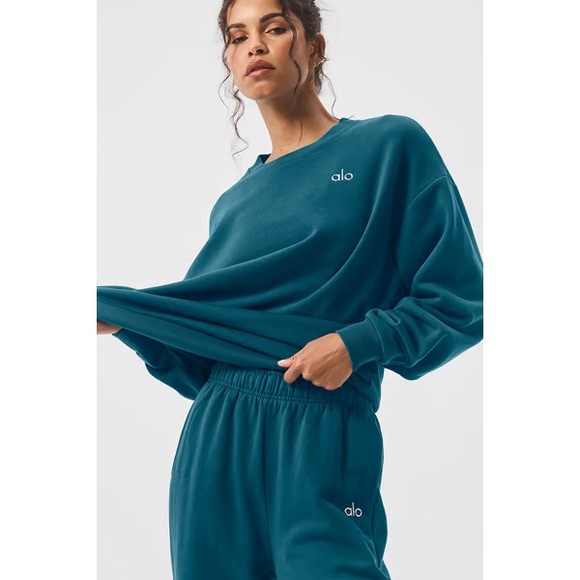 ALO Yoga Teal Sweatshirt - Picture 3 of 3
